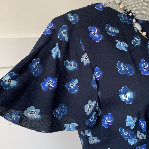 AUTHENTIC PRADA blouse top Size 42 or 4 US - Picture 4 of 13